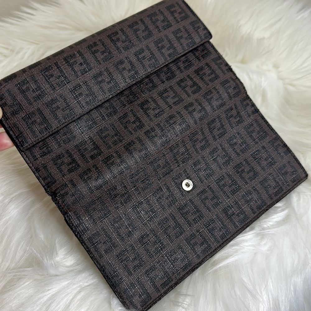 💯Authentic Fendi Monogram Large FF Logo🍀 - Picture 12 of 17